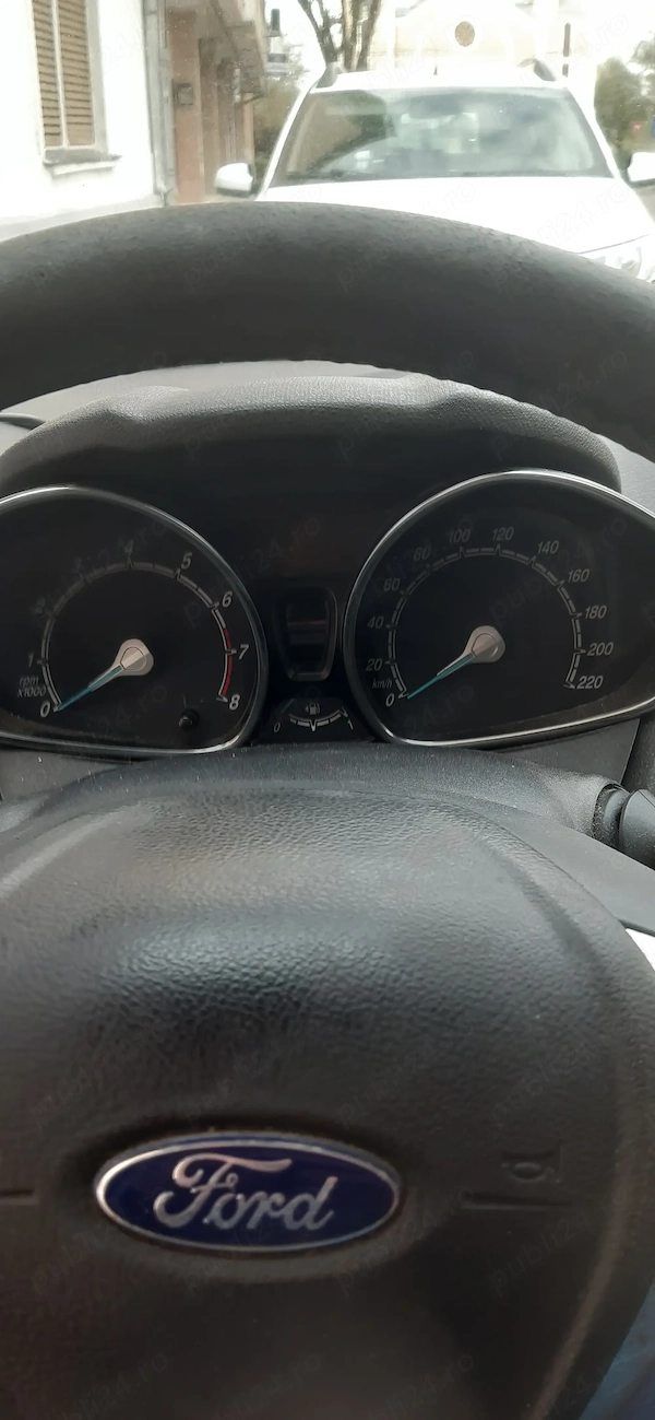 FORD Fiesta 2015 — imagine 2