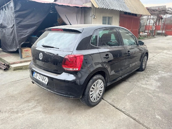 VOLKSWAGEN Polo 2010 — imagine 4
