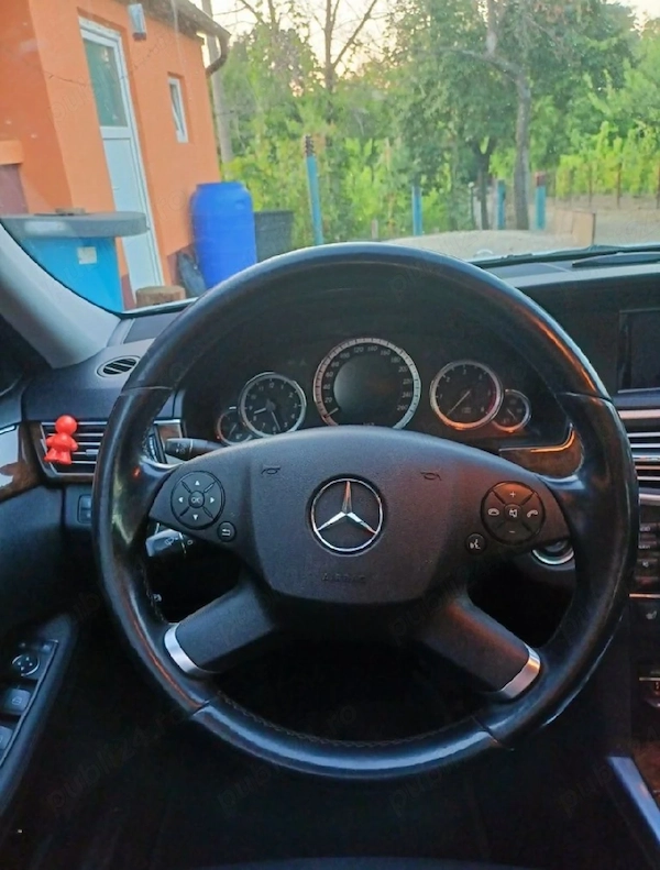 MERCEDES-BENZ E-Class 2010 — imagine 3