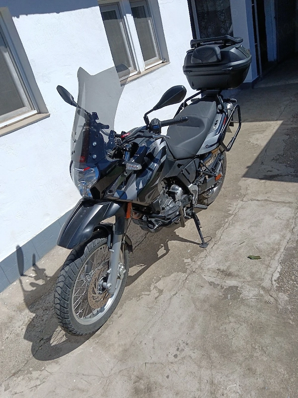 Motocicleta Aprilia Pegaso Trail 650