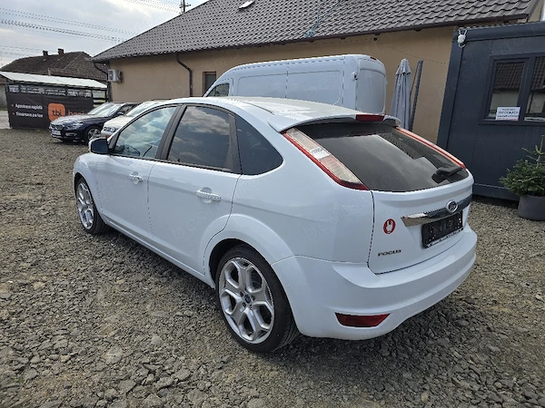 FORD Focus 2008 — imagine 7