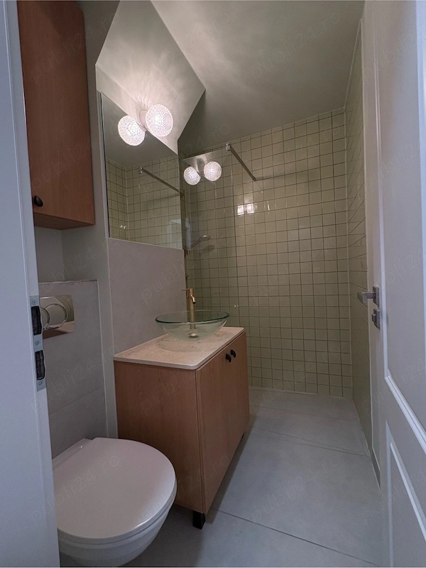 Apartament de vanzare 3 camere etaj 3