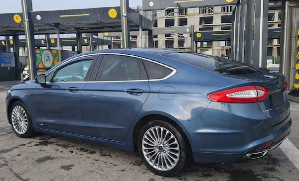 FORD Mondeo 2018 — imagine 3