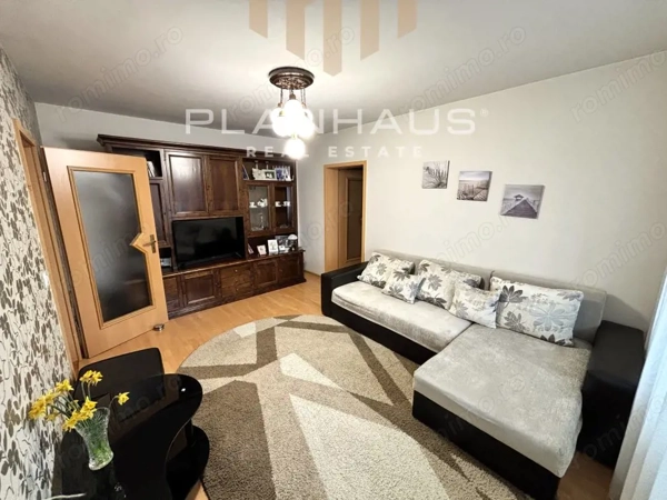 Apartament cu 3 Camere – Zona RFN — fotografia 1