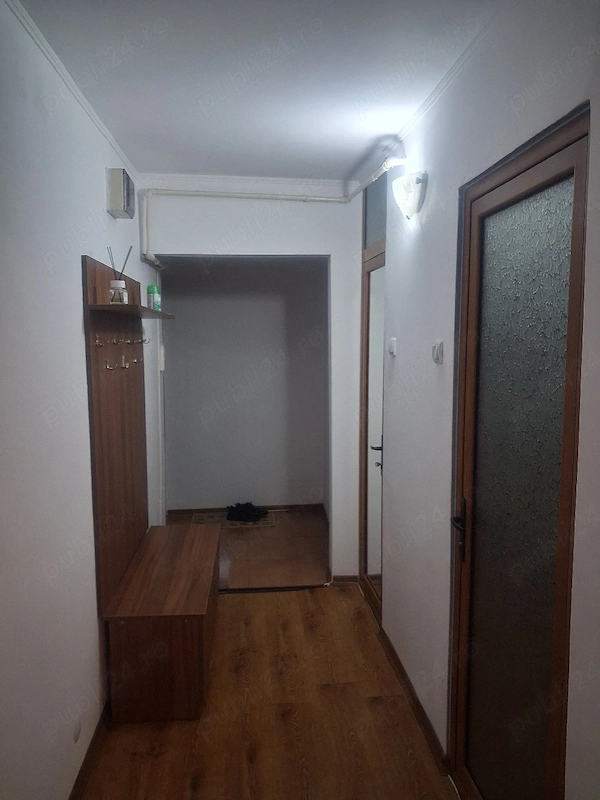 Apartament 3 camere etaj 3 Mioveni — fotografia 3