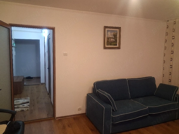 Apartament 3 camere etaj 3 Mioveni — fotografia 2