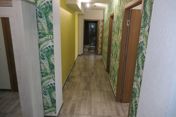 Apartament 3 camere în bloc nou, încălzire proprie, Podgoria, et. 3 — fotografia 1
