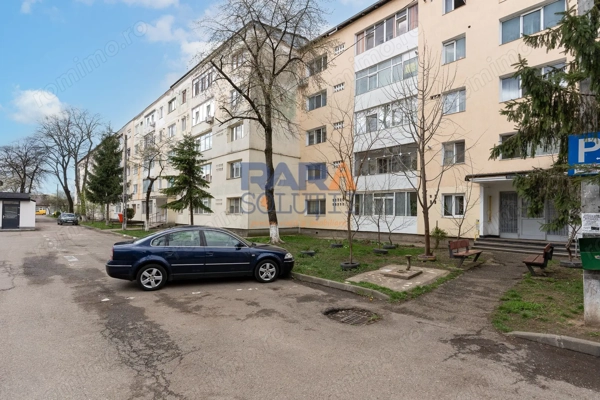 Apartament 3 camere, două băi - Str. Bogdan Dragoș — fotografia 1