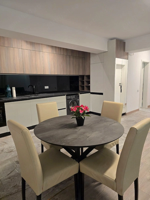 Direct proprietar, apartament in Foreasca de inchiriat, doua camere- prima inchiriere Lux — fotografia 1