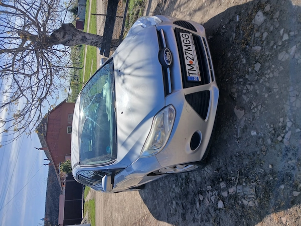 FORD Focus 2012 — imagine 4