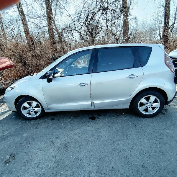 Vand Renault Scenic 3, 2011, 1.5 DCI, 110CP, euro 5, BOSE edition