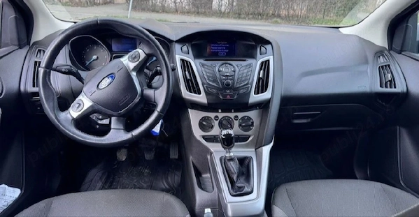 FORD Focus 2013 — imagine 3
