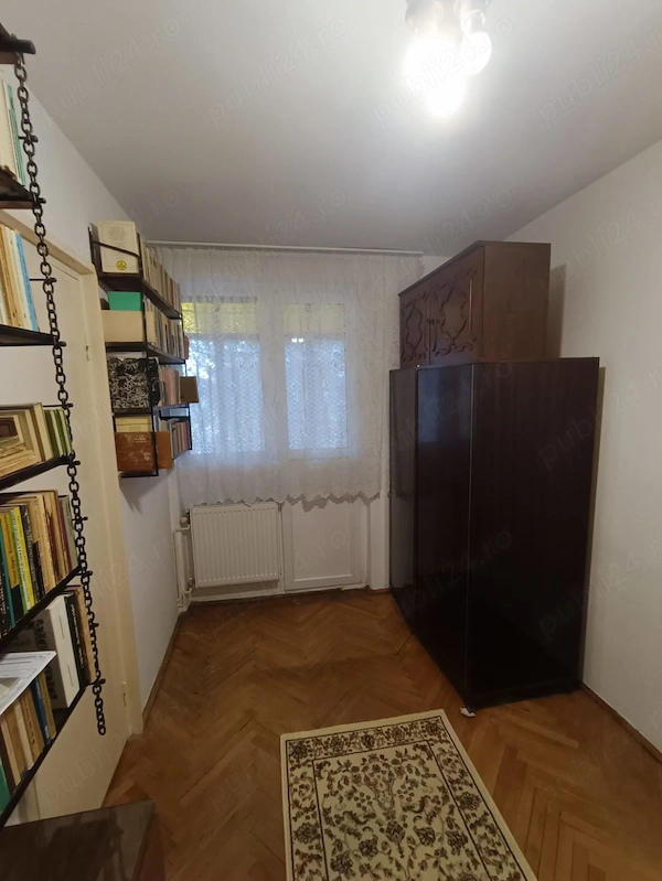 Vand apartament cu 2 camere, cf 2, etaj 4 4, zona Aleea Savinesti — fotografia 3