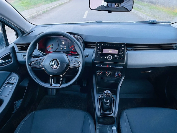 RENAULT Clio 2021 — imagine 9