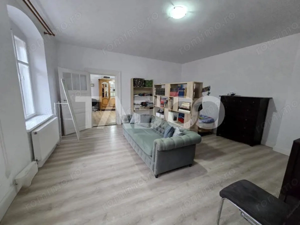 Apartament 2 camere de vanzare la etajul 1 in Centrul Istoric Sibiu — fotografia 1