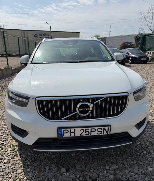 VOLVO XC40 2021 — imagine 10