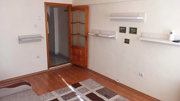 Închiriez apartament 1 cameră viaduct
