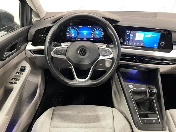 VOLKSWAGEN Golf 2022 — imagine 6
