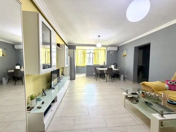 Apartament 3 camere, 60 mp utili, mobilat - Dumbravita — fotografia 1