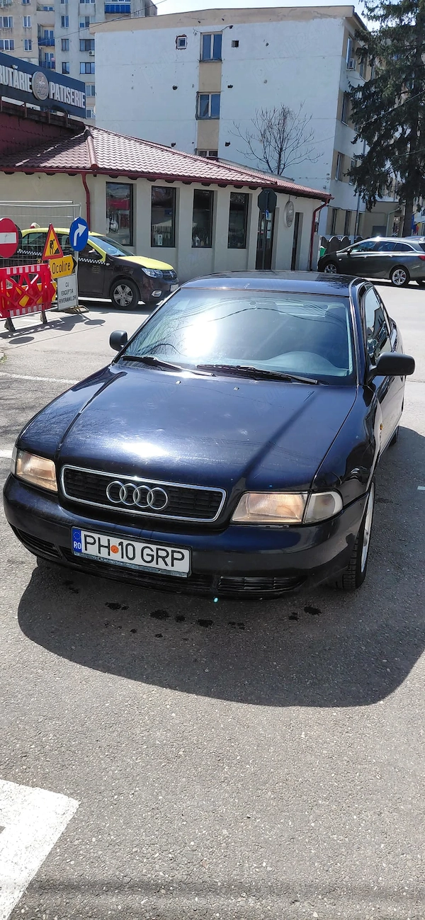 AUDI A4 1996 — imagine 2