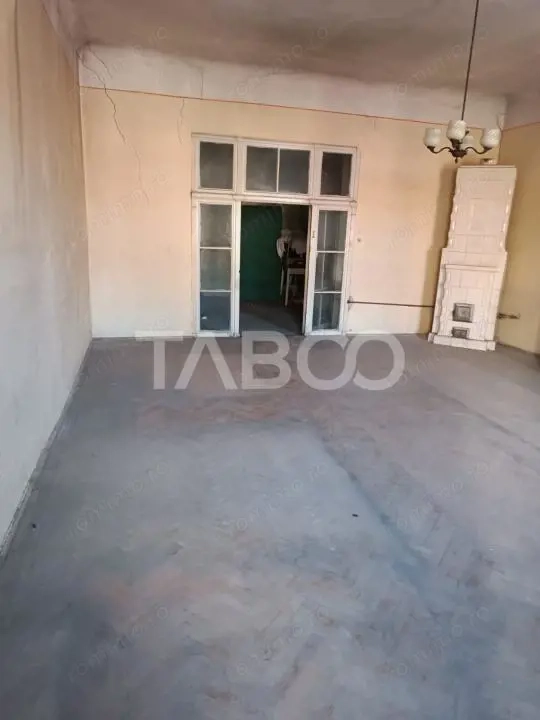 Apartament cu 2 camere de inchiriat in Centru finisat gata de mobilat — fotografia 1