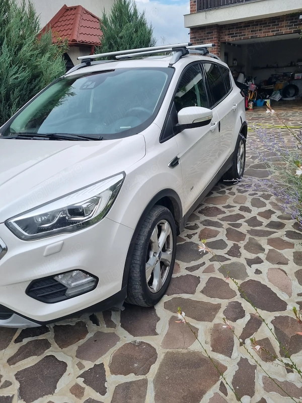 FORD Kuga 2017 — imagine 2