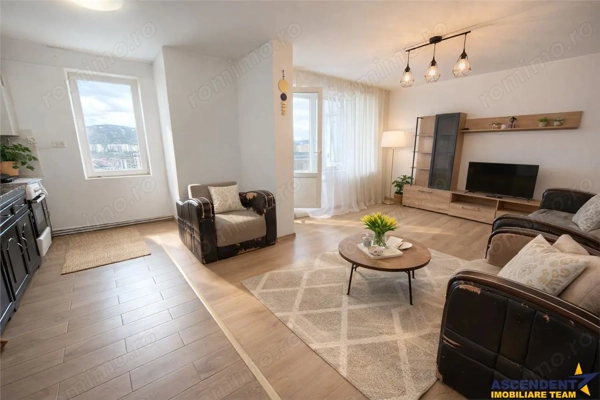Apartament cu 3 camere, decomandat, Pandurilor, Tudor, Targu Mures — fotografia 1