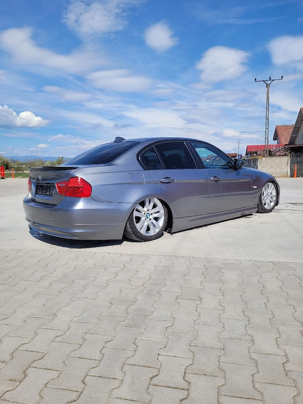 BMW 3 Series 2012 — imagine 10
