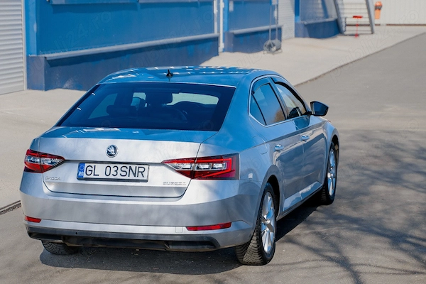 SKODA Superb 2018 — imagine 4