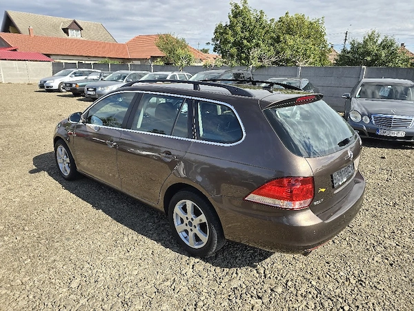 VOLKSWAGEN Golf 2010 — imagine 13