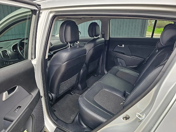KIA Sportage 2011 — imagine 3