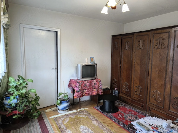Apartament etaj 2 , cu doua camere — fotografia 3