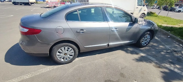 RENAULT Fluence 2012 — imagine 3