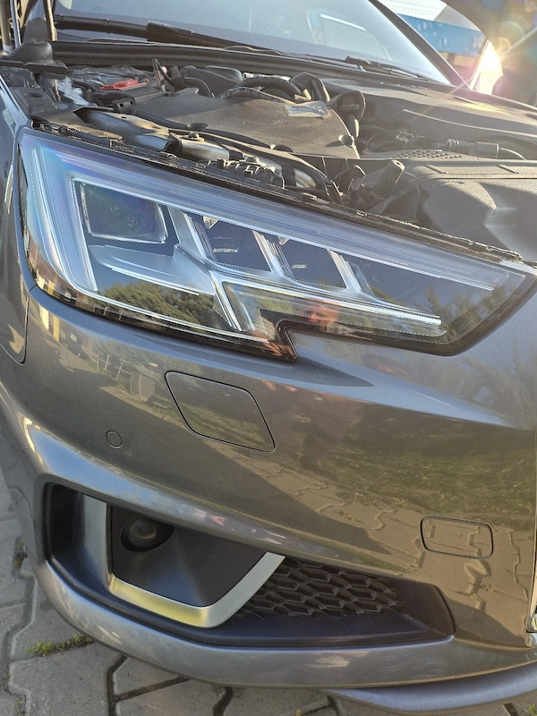 AUDI A4 2019 — imagine 8