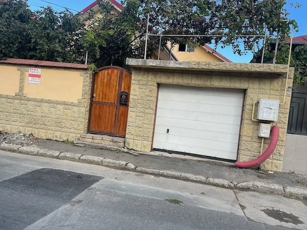 Casa de vânzare!