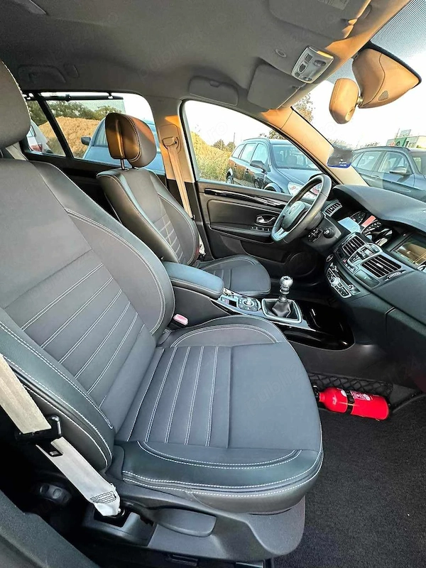 RENAULT Laguna 2011 — imagine 3