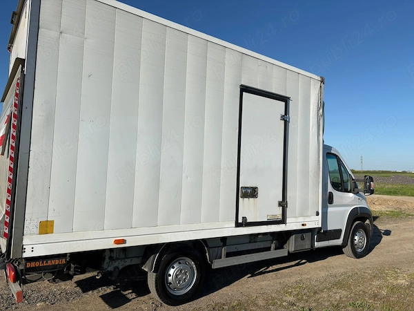 Camioneta Fiat Ducato