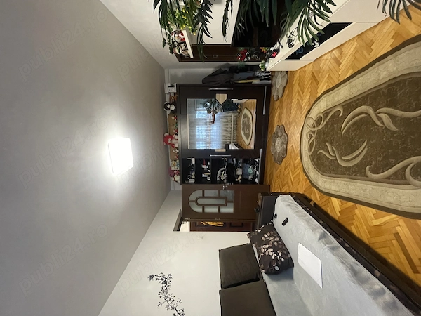 Vând apartament 2 camere cu privire la Bulevardul Iuliu Maniu — fotografia 1