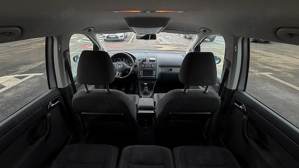 VOLKSWAGEN Touran 2011 — imagine 5