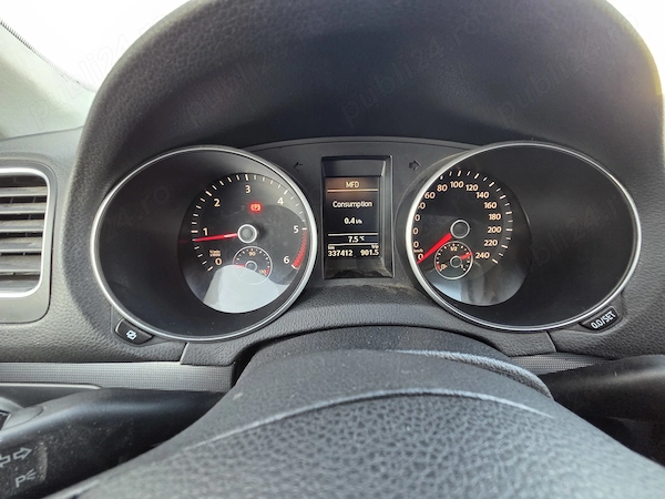 VOLKSWAGEN Golf 2012 — imagine 8
