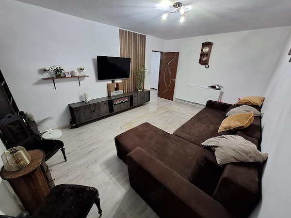 Vand Ap 3 camere Rm Sarat
