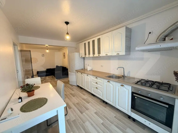 Apartament 2 camere, etaj intermediar, la cheie, garaj, zona Corneliu Coposu — fotografia 1