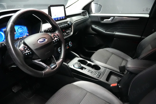 FORD Kuga 2022 — imagine 7