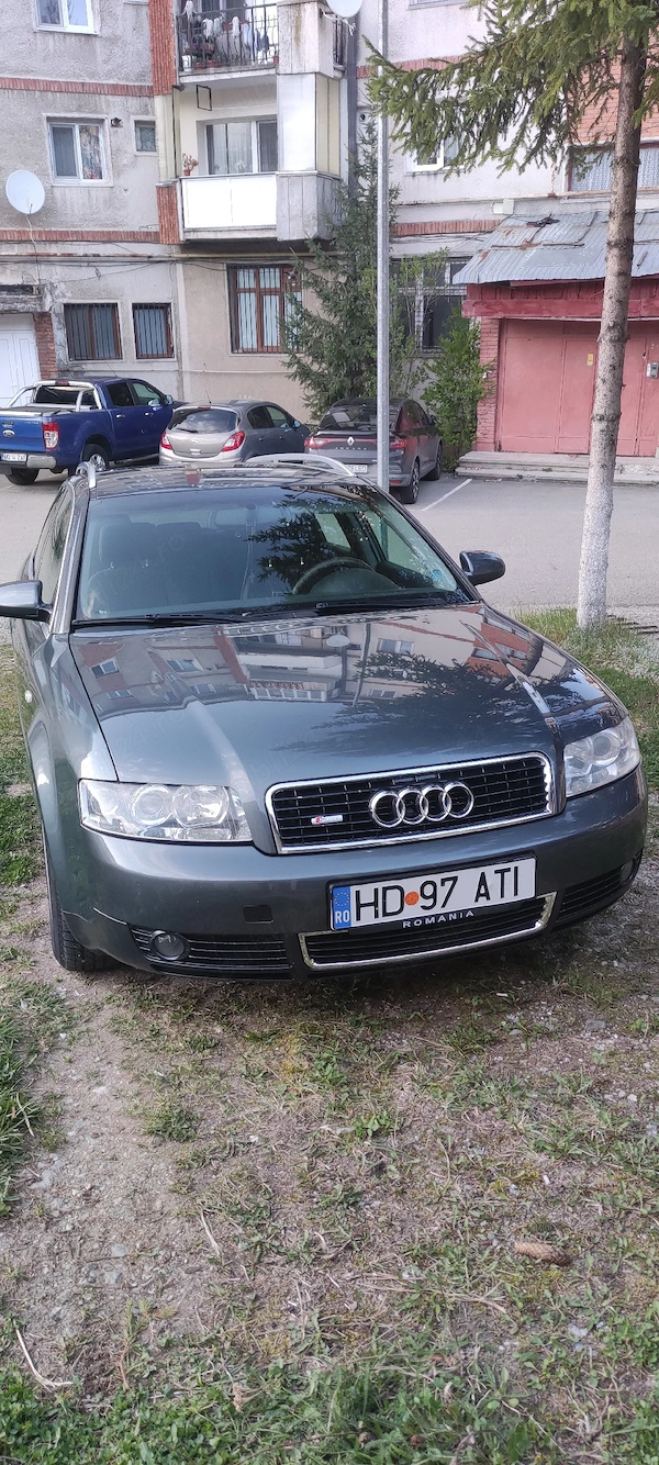 se vinde AUDI A4