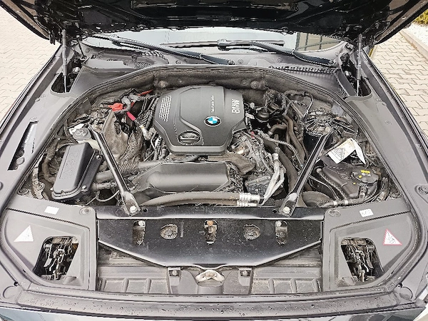 BMW 5 Series 2015 — imagine 7