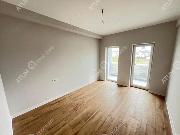 Apartament la cheie cu 2 camere gradina si parcare zona Brana Selimbar — fotografia 3