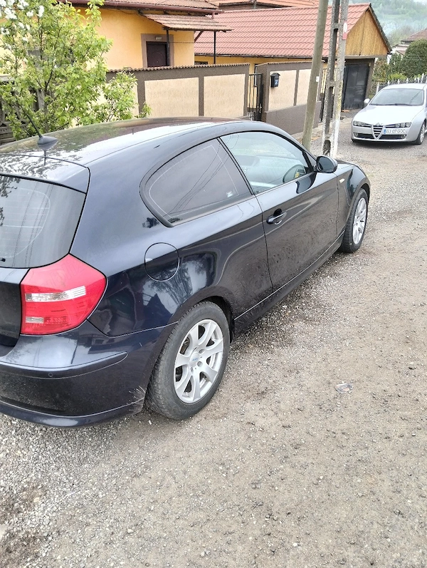 BMW 1 Series 2010 — imagine 5