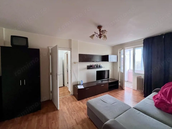 Apartament 2 camere, 58 mp utili, etaj 4/8 - zona Garii — fotografia 1