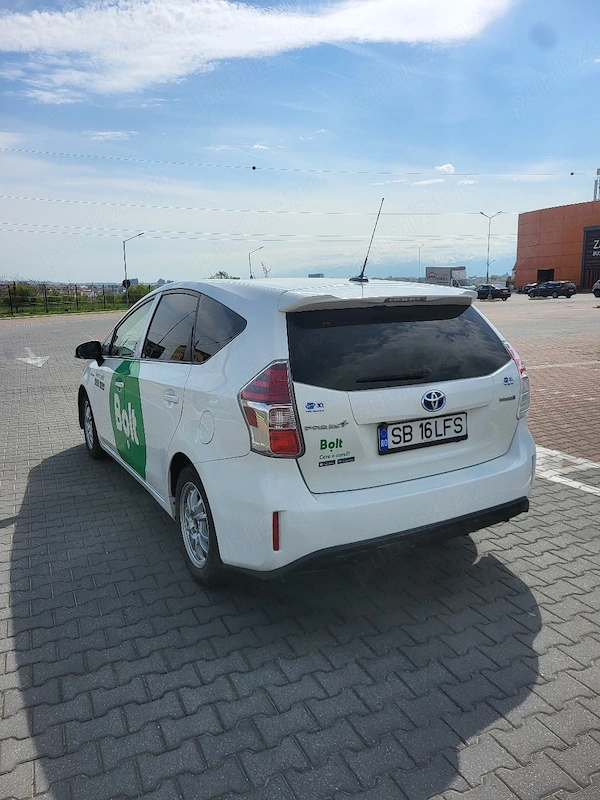 Vand schimb Prius+ 2018 Hibrid+Gpl,automata,stare excelenta