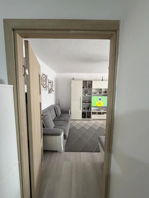 Vand Schimb ap 4 cam decomandat 100 mp sect 2 str.Stolnicul Vasile cu casa ap 2-3 cam sect. 2 — fotografia 3